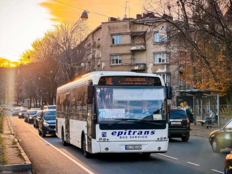 Як дістатися маршруткою 812 у Львові без зайвих клопотів