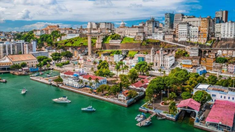 Країна вулканів і кави – що приховує Сальвадор