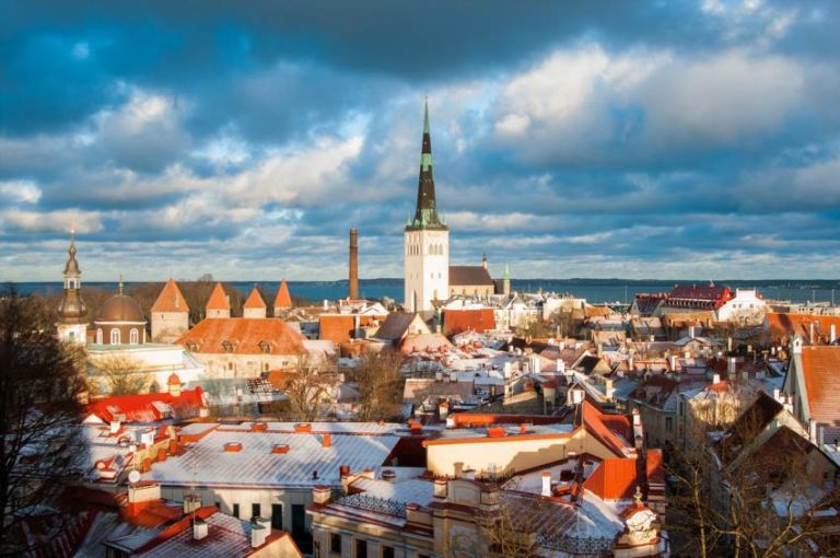 Як змінюється погода в Естонії протягом року