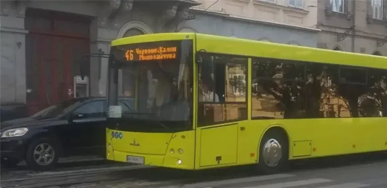 Як дістатися містом з маршруткою №46 у Хмельницькому