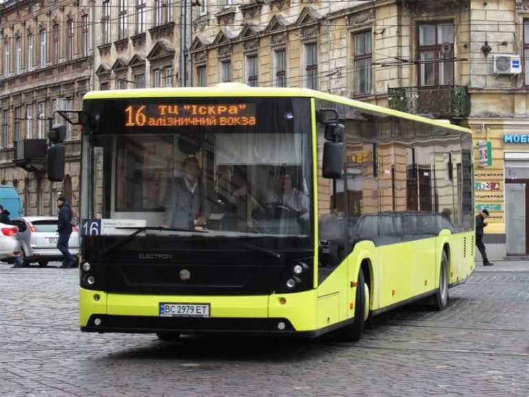 Автобус 16 Вінниця
