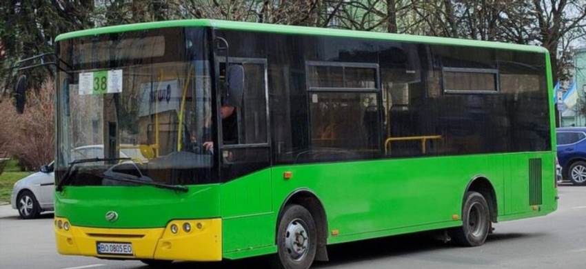 Як дістатися 38 автобусом Києвом без зайвих клопотів