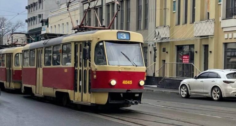 27 трамвай Харкова - погляд зсередини на їзду крізь епохи