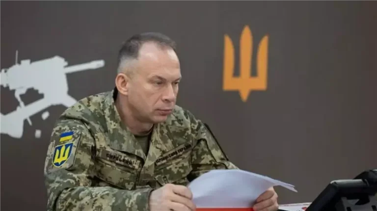 Сирський розкрив тактику росіян на гарячих напрямках
