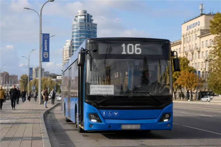 Як їздить 106-та маршрутка в Дніпрі