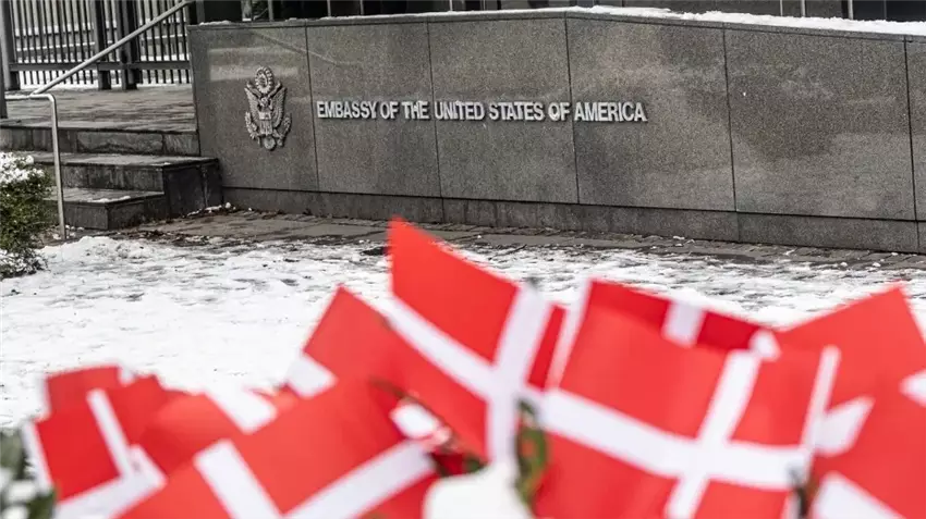 Колишні вояки Данії стали опозицією Трампу біля посольства США