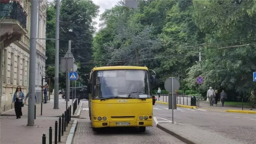 Повний путівник маршруткою №33 у Львові в 2026 році