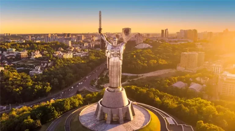 Британець відвідав усі країни СРСР та обрав найкращу