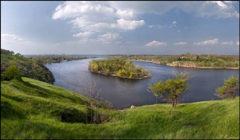 Де знаходиться острів Хортиця