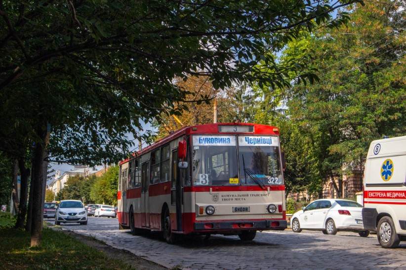 Як їздить 3 тролейбус у Чернівцях без запізнень і зайвих очікувань