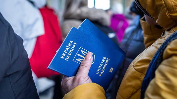 Куди краще виїхати з України у 2025 році