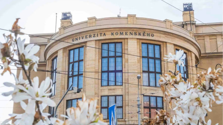Як обрати найкращий університет Словаччини та не прогадати зі вступом